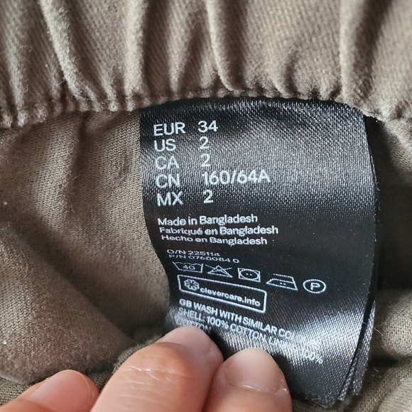 H&M | Cargo Pants - Picture 3 of 3
